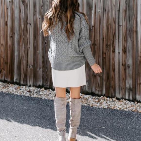 Cream faux leather mini skirt, size XS, NWT - Picture 3 of 8